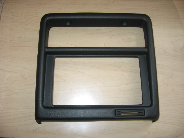 Radio Trim (Black) 1985-86