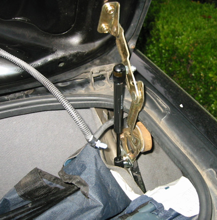 MKI MR2 Trunk Spring Helper